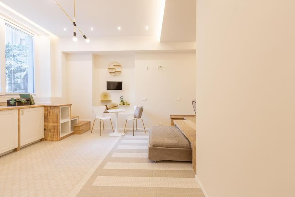 5Fo6 Navigli - Duomo - Boho - Minimal Apartment มิลาน ภายนอก รูปภาพ
