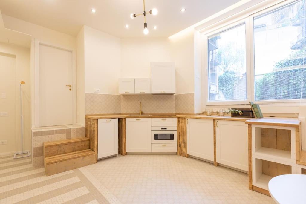 5Fo6 Navigli - Duomo - Boho - Minimal Apartment มิลาน ภายนอก รูปภาพ