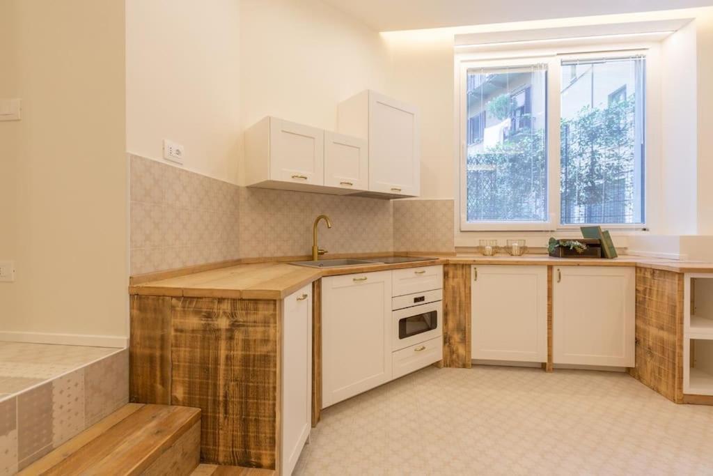 5Fo6 Navigli - Duomo - Boho - Minimal Apartment มิลาน ภายนอก รูปภาพ